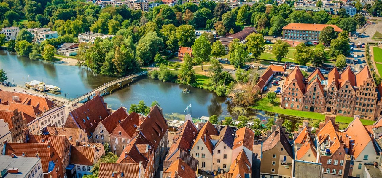 lubeck-4088287_1280